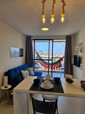 Flat Belo Mar - apto novo com varanda e vista mar
